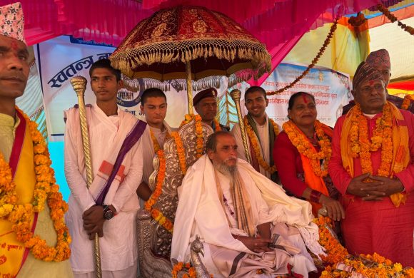 सुन्दरहरैंचाकाे कालीमन्दिरमा धार्मिकसभा सम्पन्न : बालसन्त महाराजलाई नागरिक अभिनन्दन