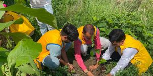 सेश नारायण दिव्यधाममा लायन्स क्लबहरूको संयुक्त वृक्षरोपण तथा खाद्यान्न वितरण