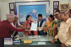 कोसी प्रदेशका स्रष्टाहरूले सामाजिक विकास मन्त्रीलाई गराए ध्यानाकर्षण